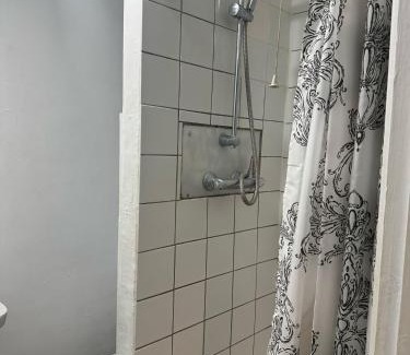 Stevenage Casa | Stevenage Studios - Master Suite