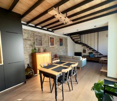 Lorcy Casa | STH1 - Cachette en centre-ville