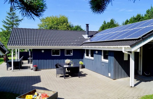 Jegum Casa | "Stillfrieda" - 12km from the sea by Interhome