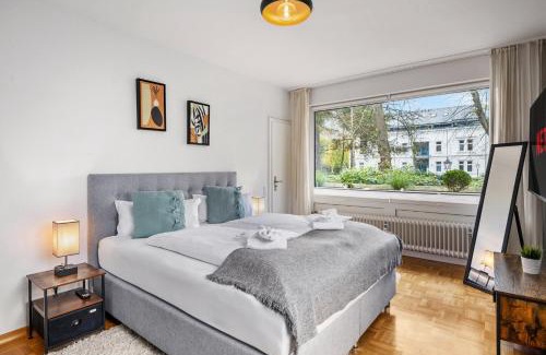 Center Apartamento | Stilvolle Stadtoase, 116 qm, Parkblick, Wassernah, Parkplatz