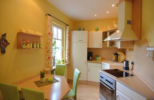 Madfeld Apartamento | Stilvolle Wohnung in Madfeld mit eigener Terrasse