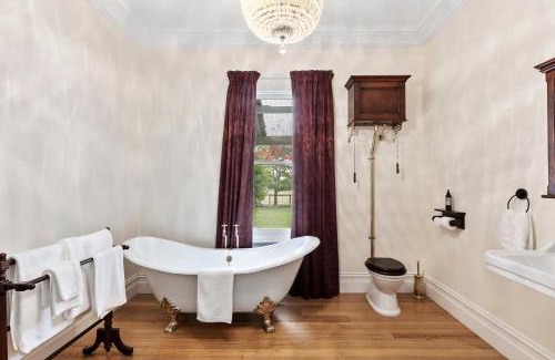 Mansfield Casa | Stirling Homestead Farmstay Cottages Mansfield