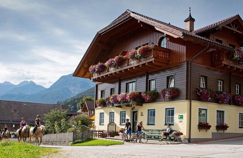 Aich Apartamento | Vrbo Property