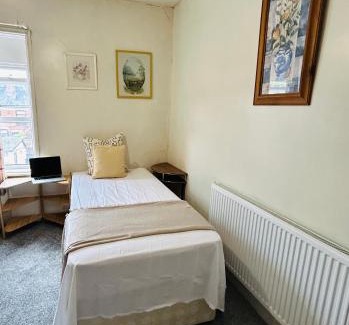 Burslem Casa | Stoke Staycation