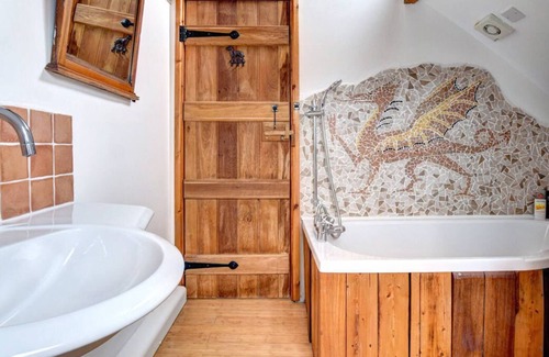 Llandysul Casa | Esta casa de campo galesa de cinco estrellas con jacuzzi realmente es el escenario ideal para su lujo y