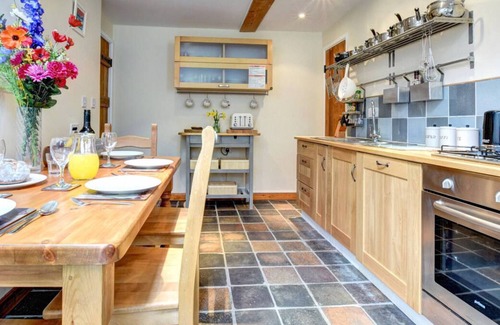 Llandysul Casa | Esta casa de campo galesa de cinco estrellas con jacuzzi realmente es el escenario ideal para su lujo y