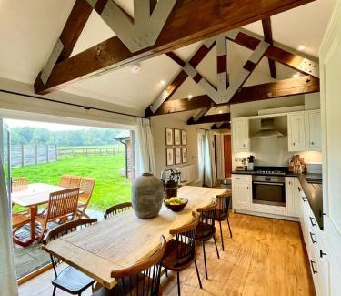 Bentley Casa | Stone Barn