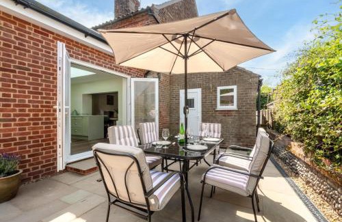 Aylsham Casa | Stone Cottage