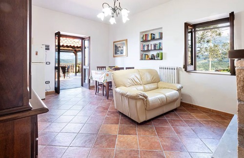 San Marco di Castellabate Cabaña | Casa rural de piedra con increíbles vistas al mar