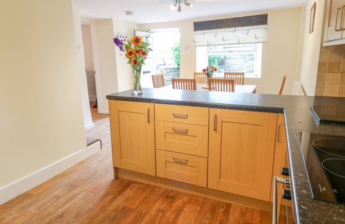 Hoylandswaine Cabaña | Stone Farm Cottage