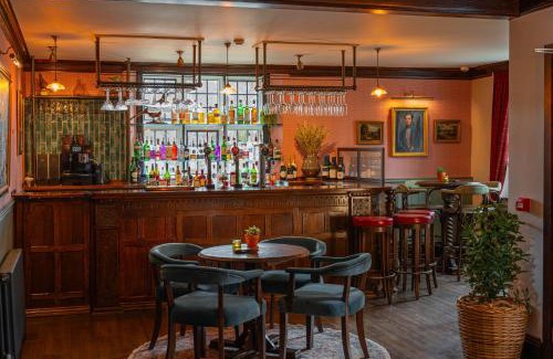 Hawes Hotel | Stone House Hotel