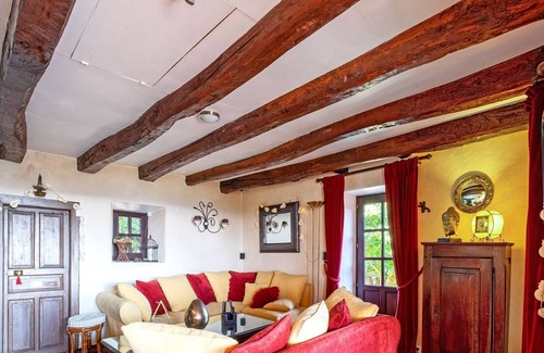 Altillac Casa | Lujosa casa de vacaciones en Altillac con piscina privada