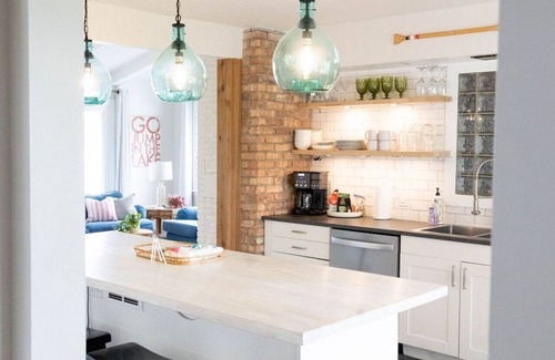 La Porte Casa | StOnE LaKe KiTcHy CaMpY Oh So gLaMpY!