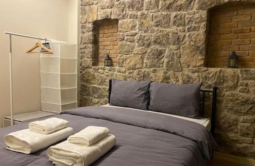 Konak Apartamento | Stone Studio with Beautiful View in heart of İzmir