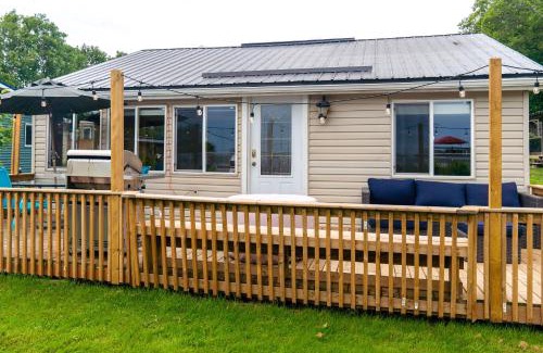 Carrying Place Apartamento | Stoneburg Cove Cottages