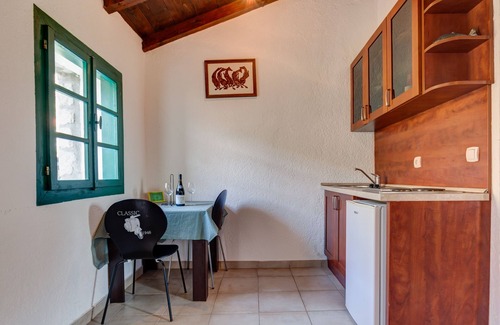 Rozino Apartamento | Estudio Stonehenge para 3 personas