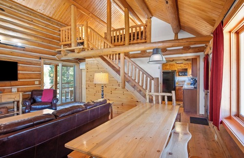 Philipsburg Cabina | Stony Creek Lodge-Famous Rock Creek MT! 4 seasons!