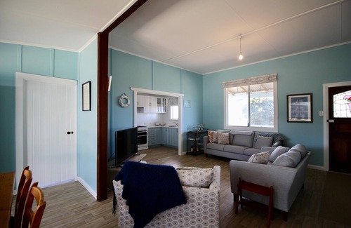 Augusta Casa | Storm Bay View - lookout over the ocean and is dog friendly - Storm Bay View - dog friendly