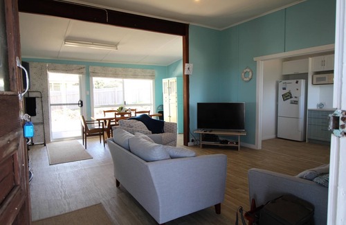 Augusta Casa | Storm Bay View - lookout over the ocean and is dog friendly - Storm Bay View - dog friendly