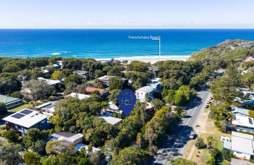 Point Lookout Casa | Straddie Hideout - Sleeps 9 - Pet Friendly