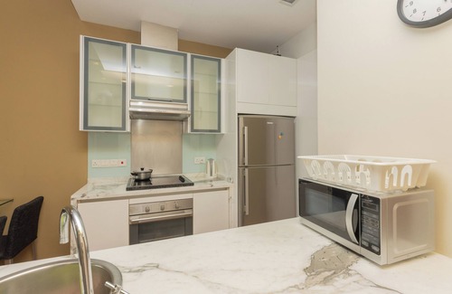 Seri Tanjung Pinang Apartamento | Straits Quay Waterside Suites