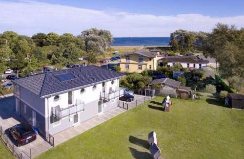 Gohren Casa | strandnah, Balkon, Meerblick, Sauna, gratis Nutzung vom AHOI Erlebnisbad und Sauna in Sellin - Beach House Palstek