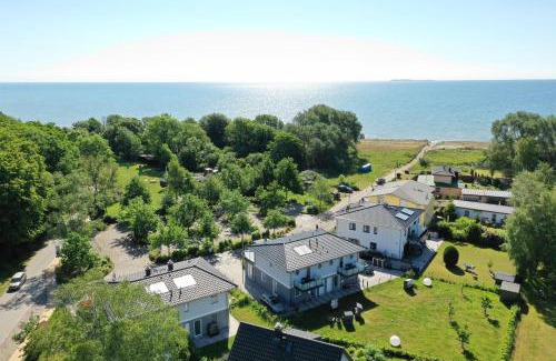 Gohren Casa | strandnah, Balkon, Meerblick, Sauna, gratis Nutzung vom AHOI Erlebnisbad und Sauna in Sellin - Beach House Palstek