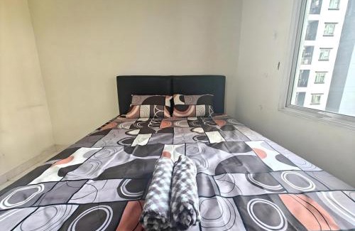 Kelapa Gading Barat Apartamento | Strategic 2BR Gading MOI Apt with Wi-Fi, Pool & Gym by 2ndHome