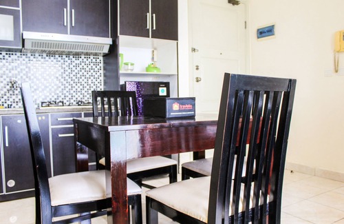 Kelapa Gading Barat Apartamento | Strategic and Comfy 2BR City Home MOI Apartment