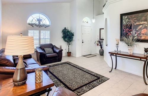 Marbella Casa | Striking Family Villa in Marbella North 4BR / 3BA