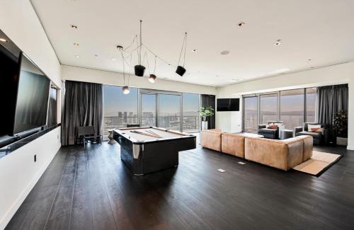 Las Vegas Apartamento | StripViewSuites Ultimate Luxury Penthouses Full Strip View & Balcony