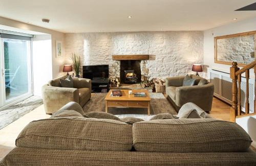 Milton Of Buchanan Casa | Stuc an t Sagairt Cottage , Loch Lomond
