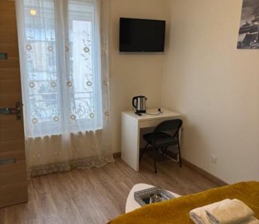 Enghien-les-Bains Apartamento | Studio 1 Avec Terrasse En Face la Gare Enghien Les Bains a 15 Minute De Paris Gare Du Nord et A 10 mn De Stade De France