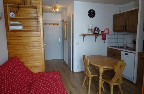 Arc-2000 Apartamento | Studio 3 personnes à Arc 2000 avec balcon sud, proche pistes et commerces - FR-1-411-450