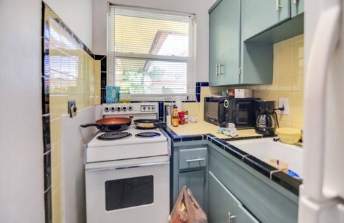 Crescent Lake Apartamento | Studio 4 at Crescent Lake near downtown