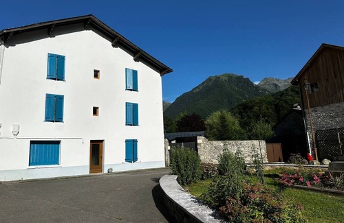 Aulus-les-Bains Apartamento | Studio 4 "Aux volets bleus" Cosy studio at the foot of the Pyrenees