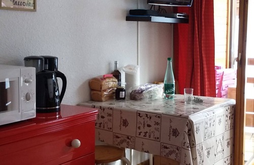 Valloire Apartamento | STUDIO 4 pers. South-facing with balcony 06 29 18 10 97