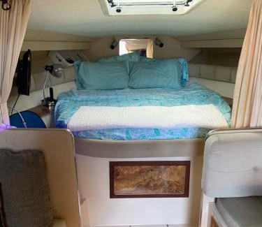 Fox Point Alquiler De Eote | Studio 54 Themed Boat St. Tropez