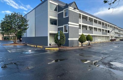 Charlotte Hotel | Studio 6 Charlotte, NC – Airport South