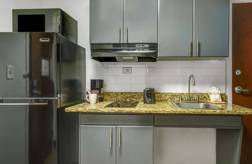 Duluth Hotel | Studio 6 Duluth, GA - Near Gas South District