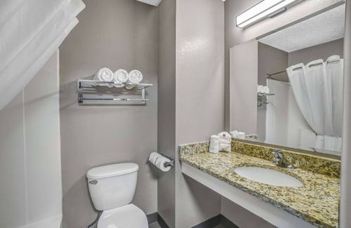 Duluth Hotel | Studio 6 Duluth, GA - Near Gas South District