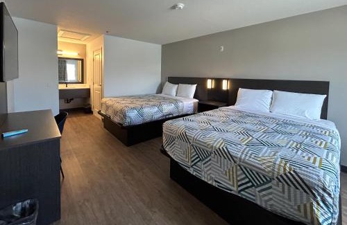 Lake Elsinore Hotel | Studio 6 Lake Elsinore, CA