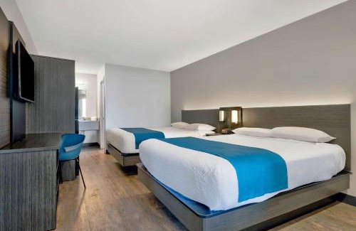 Waco Hotel | Studio 6 Waco TX - Downtown - Baylor