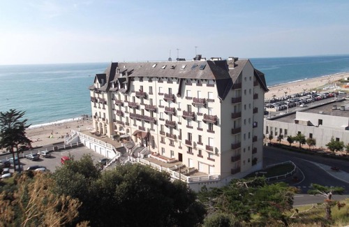 Donville-les-Bains Apartamento | STUDIO A LA PLAGE to be refurbished in 2020