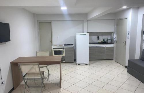 Volta Redonda Apartamento | Studio amplo e aconchegante no bairro aterrado
