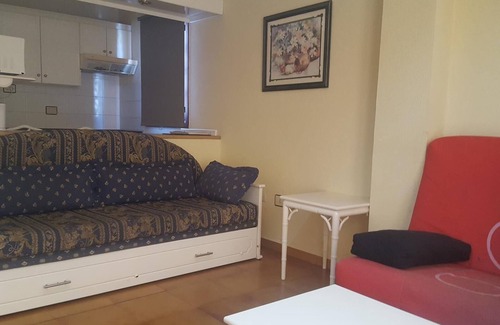 San Eugenio Apartamento | Apartamento estudio 'Las Américas' con vistas a la montaña, piscina y Wi-Fi