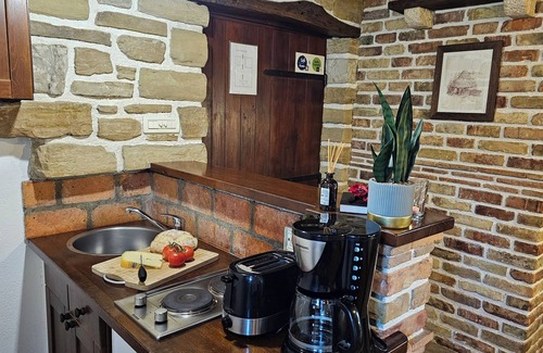 Gracisce Apartamento | Studio Apartment Cami - hermosa cabaña en un auténtico estilo de Istria
