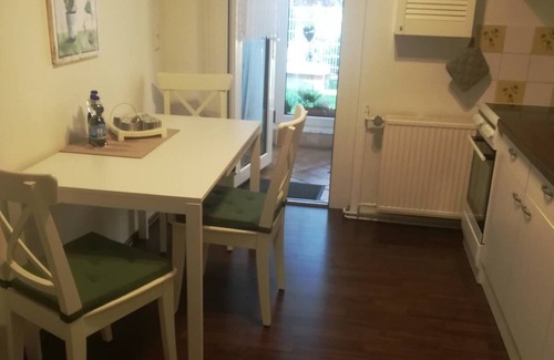 Michendorf Apartamento | Apartamento tipo estudio 'Ferienwohnung Am Wald' con terraza privada, jardín privado y Wi-Fi