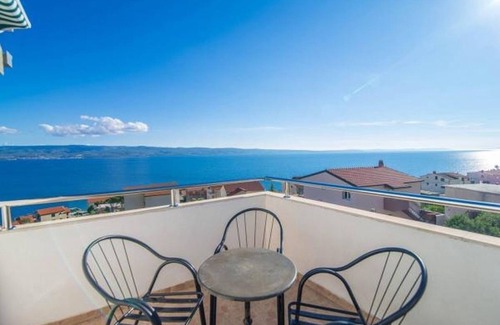 Dugi Rat Apartamento | Apartamento Estudio en Dugi Rat con Seaview, Terraza, Acondicionador, WIFI (5113-1)