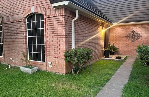 Colleyville Casa | Studio apartment in Gated Community ~ 15 minutes from DFW Airport/Six Flags